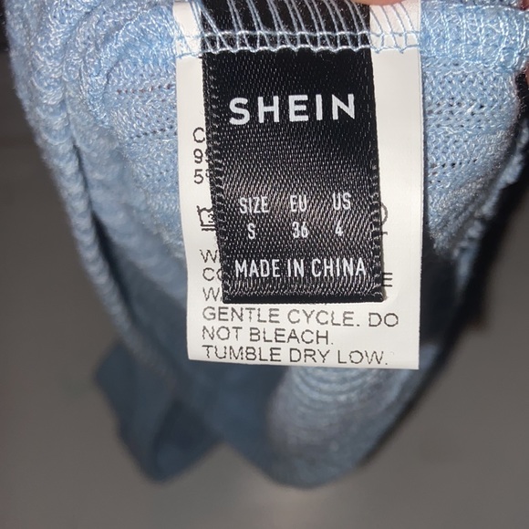 small light blue tank top - Picture 3 of 3